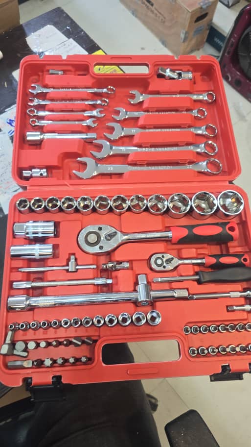 آچار بکس صنعتی جی ان ترد مدل J-10016 مجموعه 82 عددی - تصویر 6