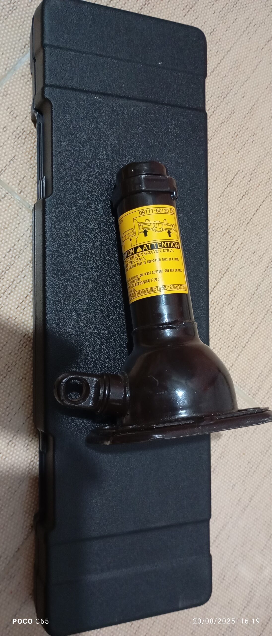 جک برندتیوتا وپک کامل جعبه ابزار پرادو همراه آچار - تصویر 2