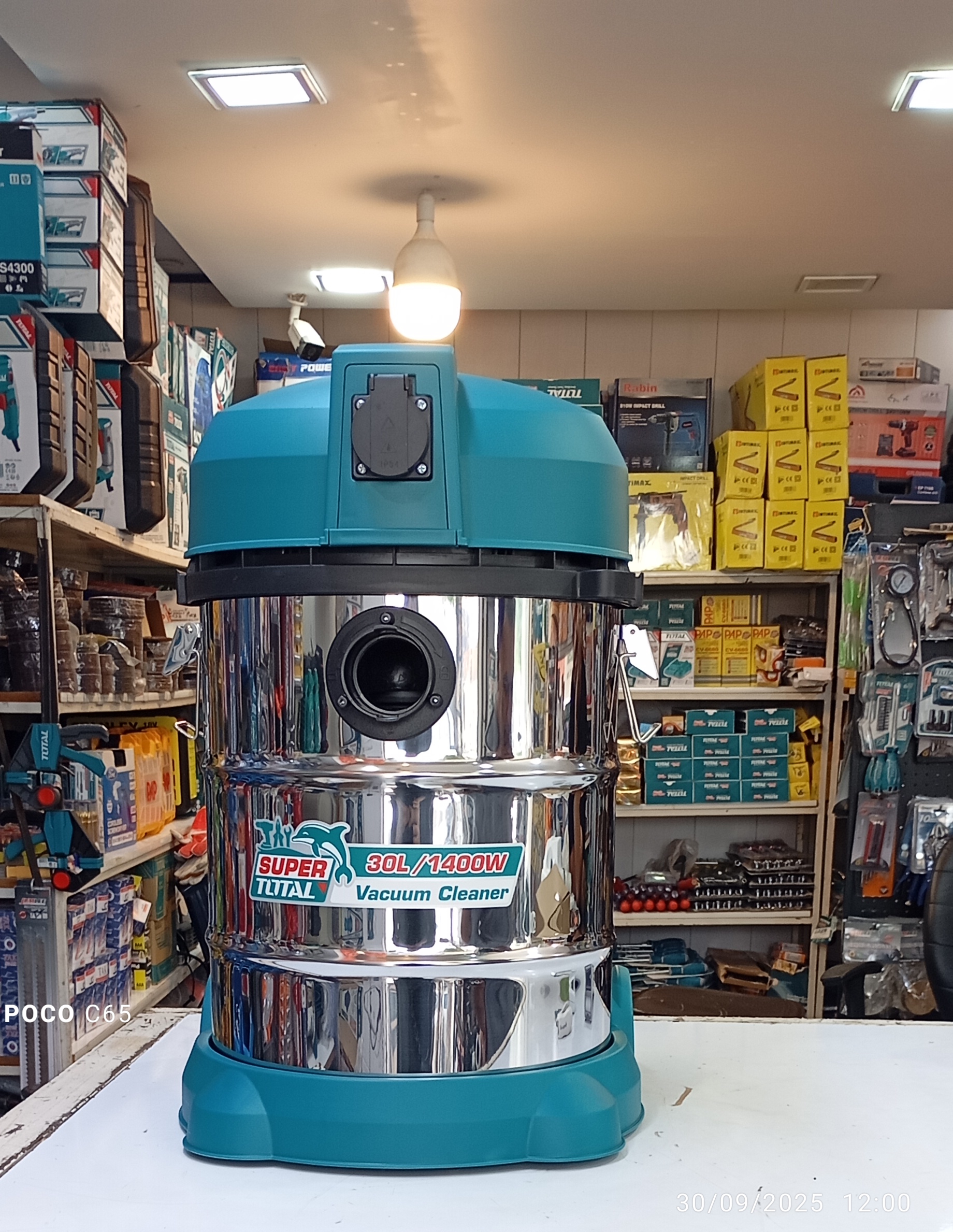 جارو برقی توتال ۱۴۰۰ وات (۳۰ لیتر)باضمانت - تصویر 13